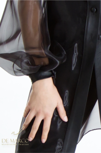 Seksowna czarna bluzka damska a'la koszula szyta w Polsce z organzy. Polski producent ekskluzywnej odzieży damskiej De Marco