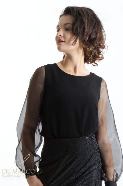 Fashionable black eco-leather skirts with a fancy pattern. Beautiful and elegant mini skirts with pockets. De Marco online store