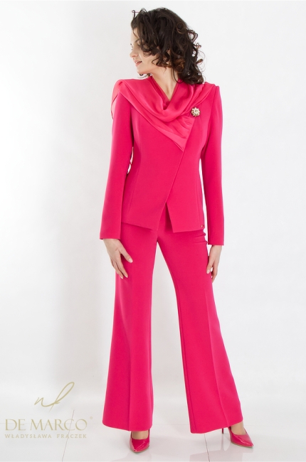 Modern women's formal suits. Polish producer De Marco