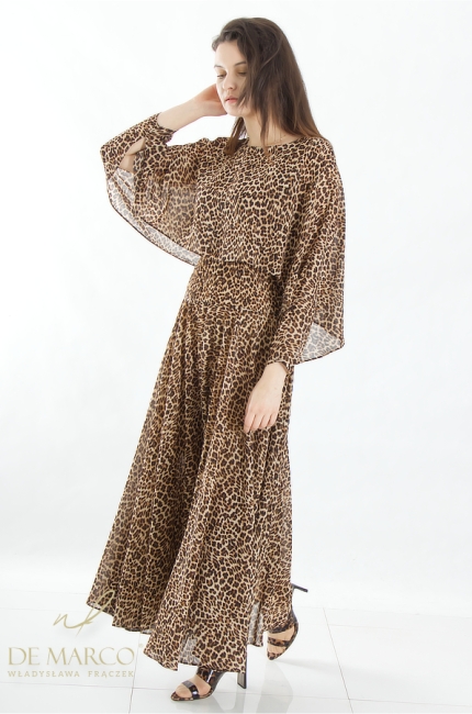 A beautiful, airy chiffon set with a leopard print. The most fashionable maxi sets with a De Marco dress