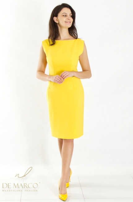 What to wear to a garden party, wedding reception, City Days, outdoor concert? A formal dress with an open back paired with a De Marco silk scarf