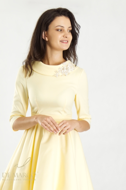 The most beautiful short wedding guest dresses. Fashionable yellow wedding dresses with stylish embroidered collars. De Marco online store