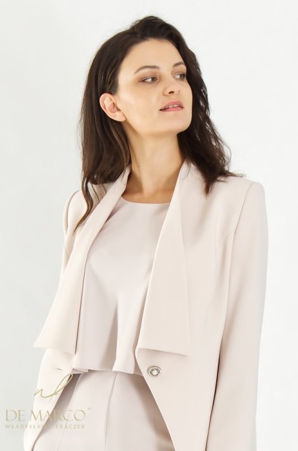 How to present yourself elegantly and professionally? Polish women's formal suits in subdued colors. De Marco Tailoring