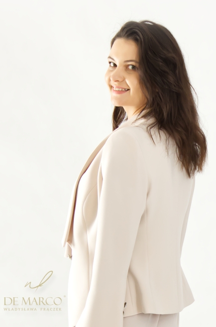 Exclusive women's sets and suits in subdued colors. Polish online store De Marco Atelier De Marco