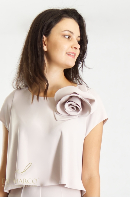 Fashionable beige accessories for formal and special occasion styling. Polish manufacturer De Marco