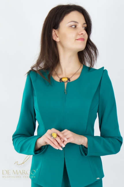 Klasyczny garnitur damski zielony ze spodniami z wysokim stanem. Sklep internetowy De Marco