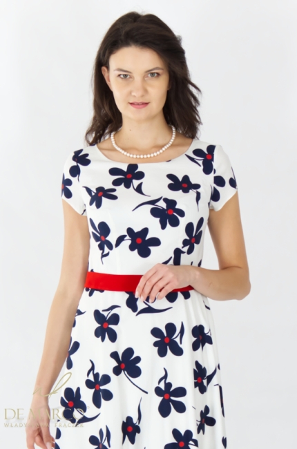 Klasyczna sukienka koktajlowa z pięknym kwiatowym wzorem granat biel czerwień. Szycie na miarę De Marco
